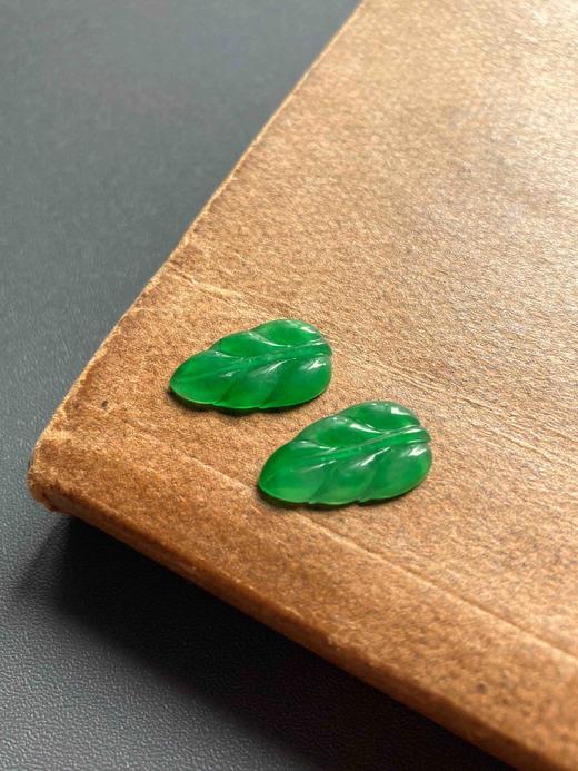 冰种阳绿翡翠叶子 商品图2