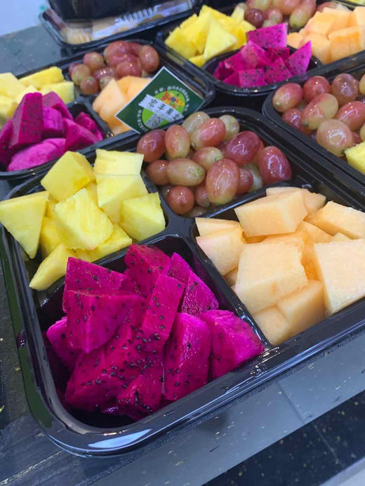 宏丰精选 新鲜水果现切 水果切盒全家桶 一桶 超值 品种超多 商品图6