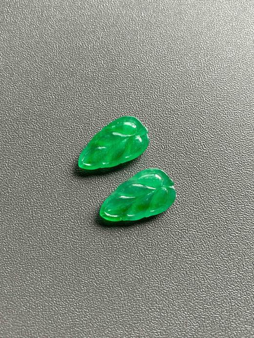 冰种阳绿翡翠叶子 商品图4