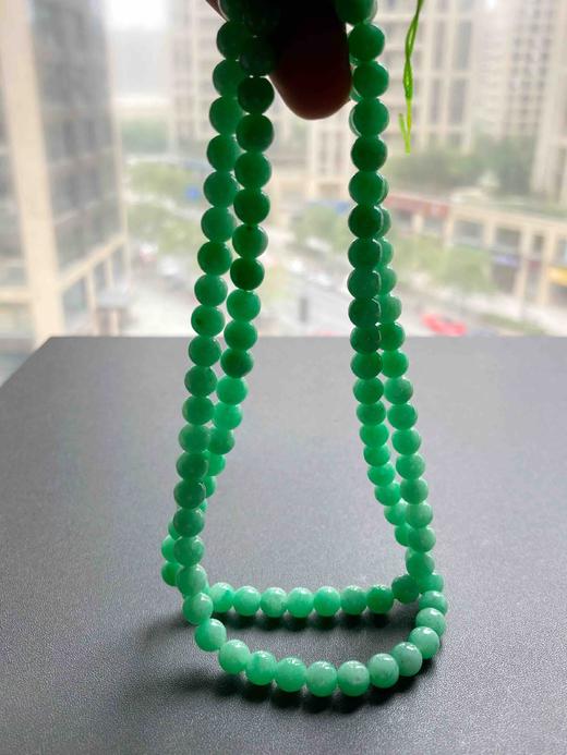细糯种阳绿翡翠108珠串 商品图6