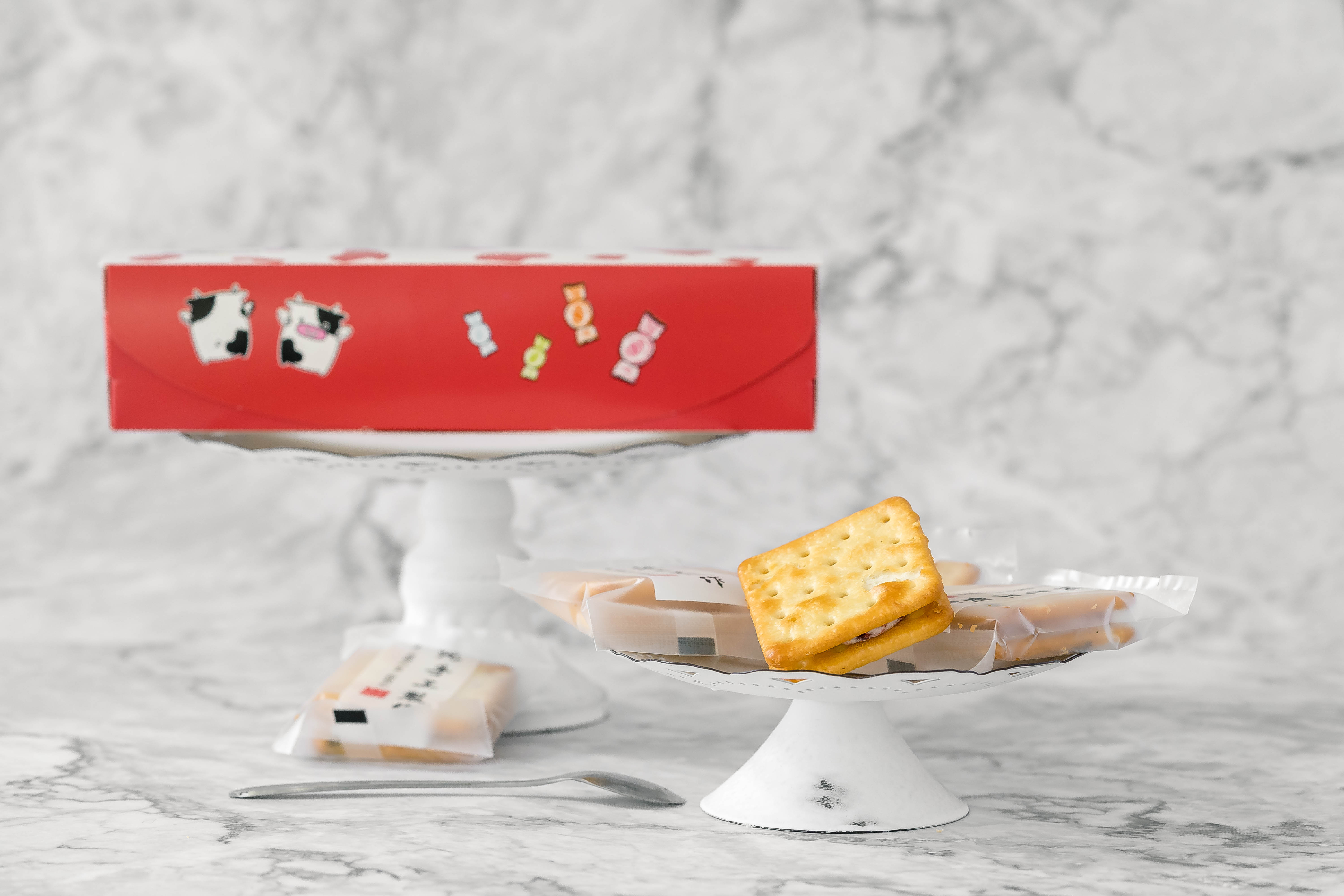 【新年专属，买4送2袋新年挂耳】手工牛轧糖饼丨手工制作 外层用香葱苏打饼干包覆，咸甜之间夹着丰富口感，不黏牙