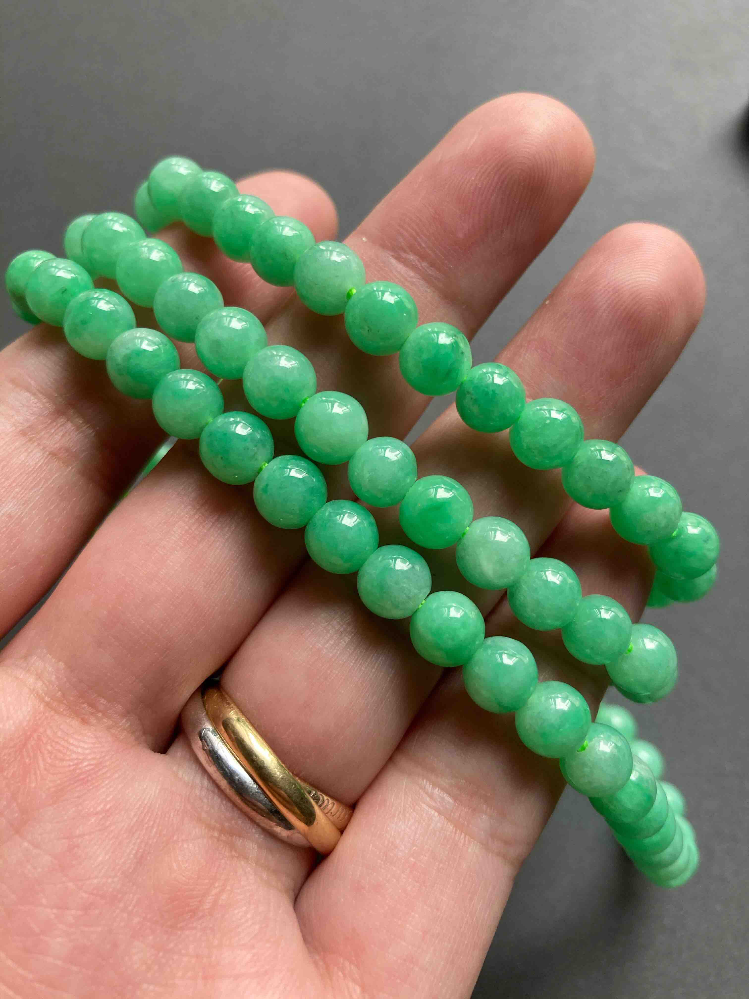 细糯种阳绿翡翠108珠串