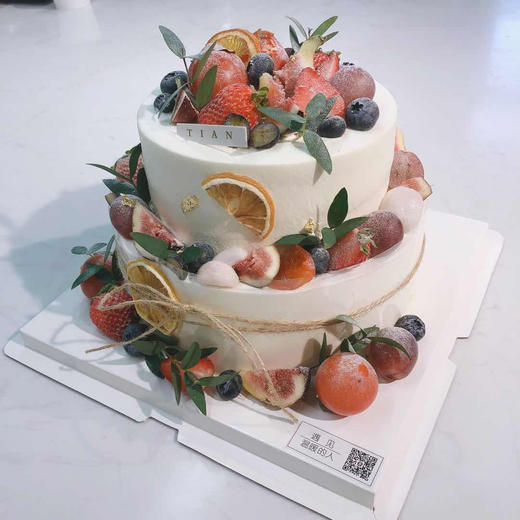 暖暖的双层水果蛋糕，适合家庭聚会，因季节不同，水果会适当调整品种，可私信客服 商品图2