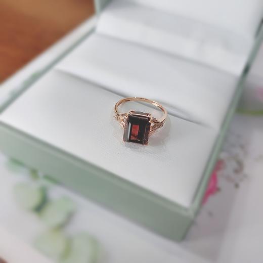 18K镶嵌碧玺戒指 商品图1