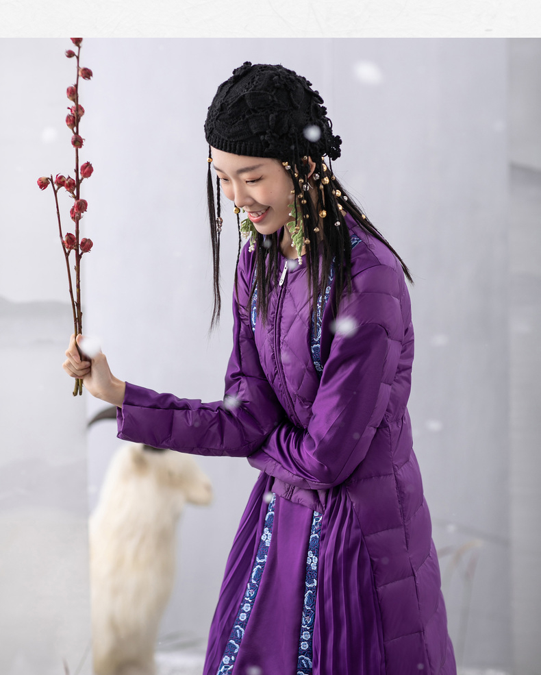 林栖设计小店马面裙秋冬季复古绣花中长款过膝羽绒服保暖连衣裙女
