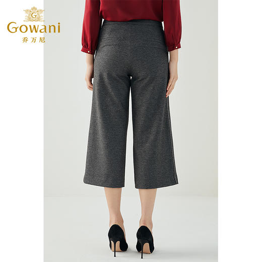 乔万尼秋冬新品简约利落显瘦显腿长英伦风设计感时尚百搭阔腿裤ES4F432 商品图3