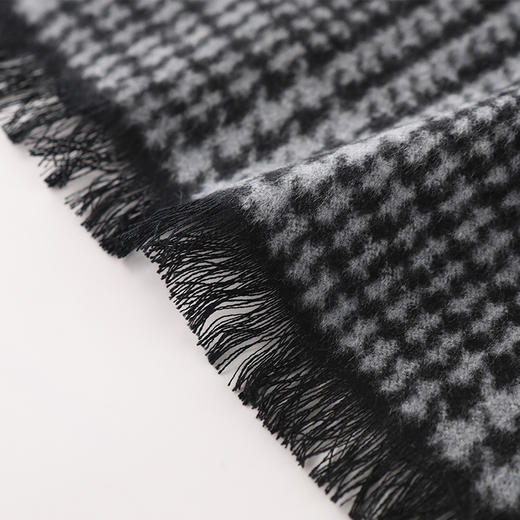 【金三塔】真丝绒双面提花长巾 商品图1