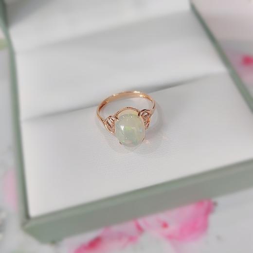 18K镶嵌欧帕戒指 商品图1