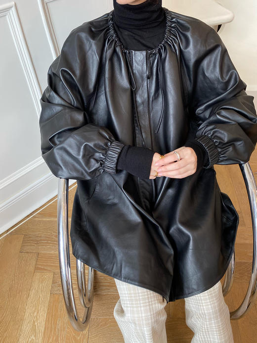 HIDEMI小羊皮抽绳设计感厚款大衣 商品图8