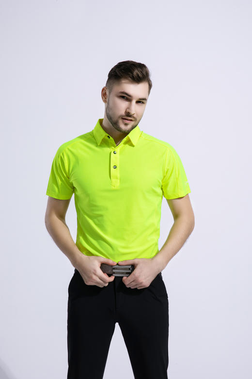 2022顺丰包邮<短袖 纯色 黄色> 高尔夫服装 纯色男士短袖t恤 速干面料 帅气夏季男装GOLF球衣 商品图0