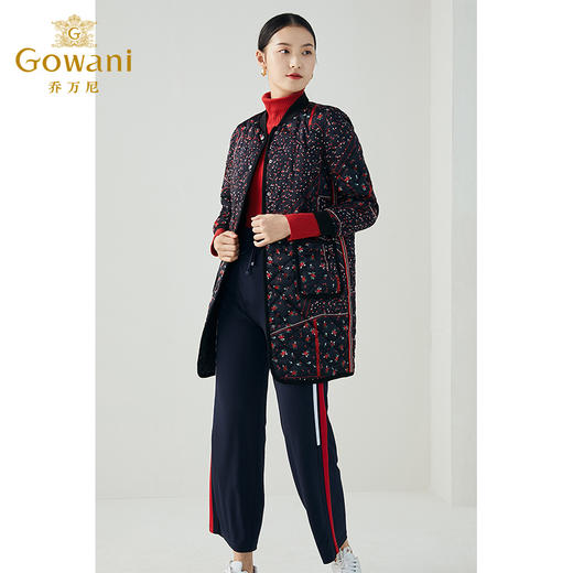 乔万尼冬季新品90白鸭绒保暖小碎花宽松H版利落运动感羽绒服ES4T359 商品图2