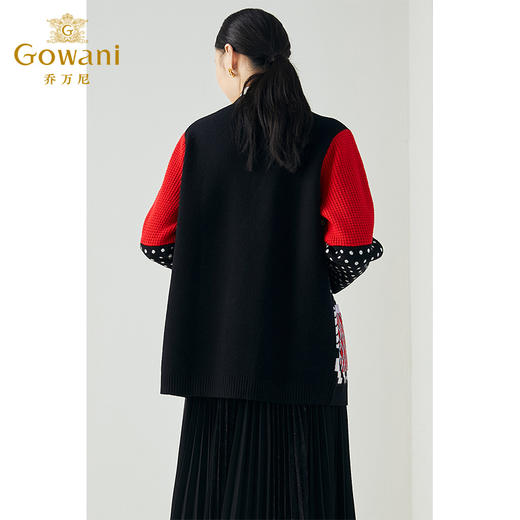 乔万尼秋冬新款纯羊毛防寒保暖拼接针织米奇图案趣味减龄开衫ES4M382 商品图3