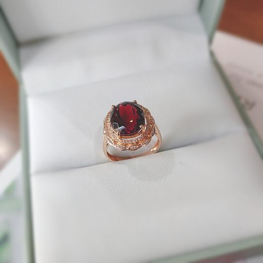 18K镶嵌碧玺戒指 商品图0