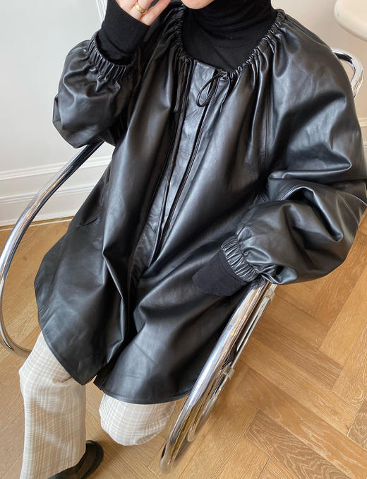 HIDEMI小羊皮抽绳设计感厚款大衣 商品图7