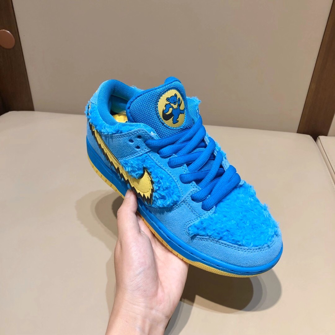 grateful dead x nike sb dunk low聯名小熊運動鞋