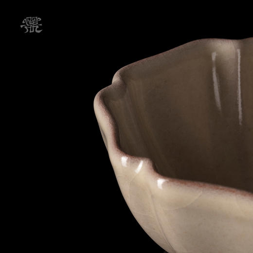 问鼎哥窑传世款葵盏杯 商品图1