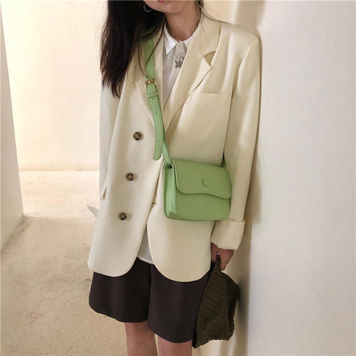 黑色西装外套女秋冬新款韩版宽松时尚单排扣卡其色白色西服 商品图1