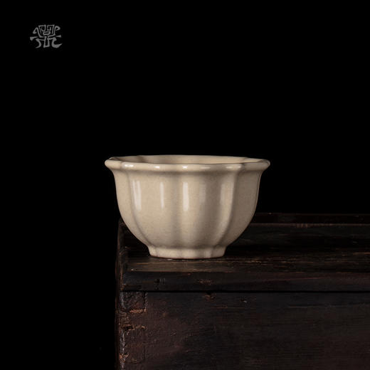 问鼎哥窑传世款宝相杯 商品图0