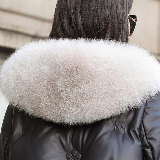 NRG-20111真皮羽绒服女短款海宁压花绵羊皮衣狐狸毛领皮草外套 商品图3