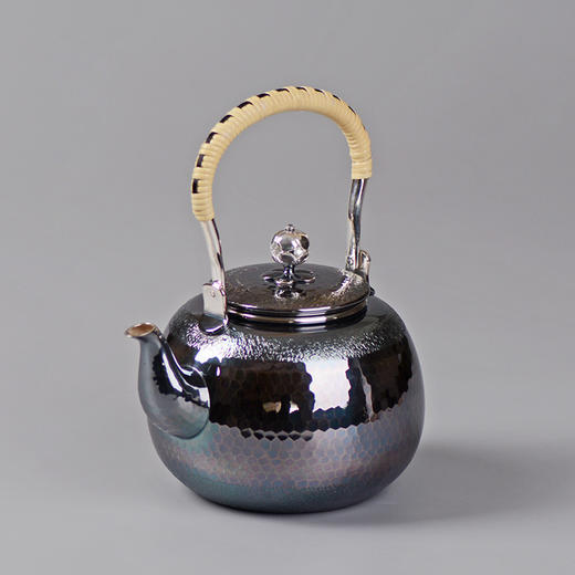 【样品特惠3折，仅1件，无货退款】日本原装进口银川堂银壶手工熏银壶铜镀银烧水茶壶（亮银） 商品图4