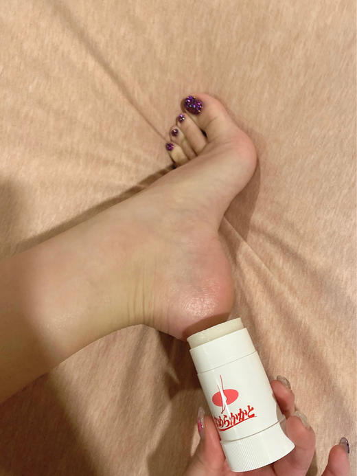日本小林 脚后跟 润足膏 滋润膏 夜间防干裂膏 护足膏 脚底修护霜 商品图6