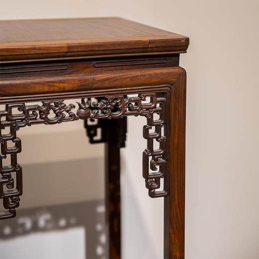 清代  红木双龙戏珠透雕牙板高花几（一对） 商品图3