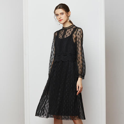 193222303诺曼琦碎花裙2020新款初秋长袖收腰显瘦中长款气质黑色蕾丝