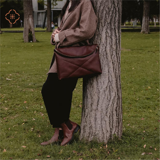 米马成衣 可以用一辈子的孟加拉植鞣革皮包 男女同款 半手工制作 商品图3