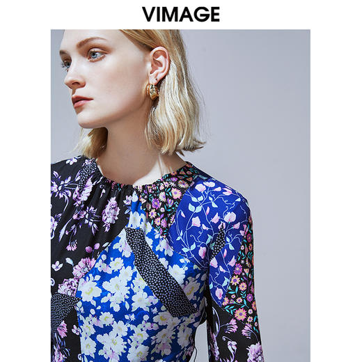 VIMAGE纬漫纪品牌女装春季新款个性印花时尚收腰A字连衣裙V1407004 商品图1