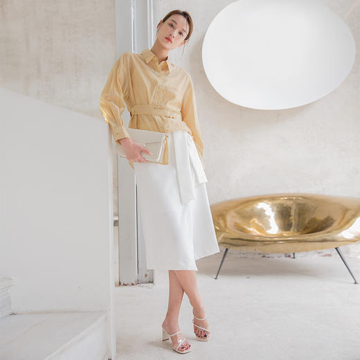 NUTS春秋纯色时尚收腰设计感气质衬衫女131013042 商品图1