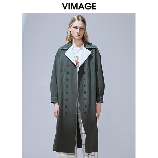 VIMAGE纬漫纪品牌女装秋款经典翻领双排扣宽松风衣外套V1404001 商品图1