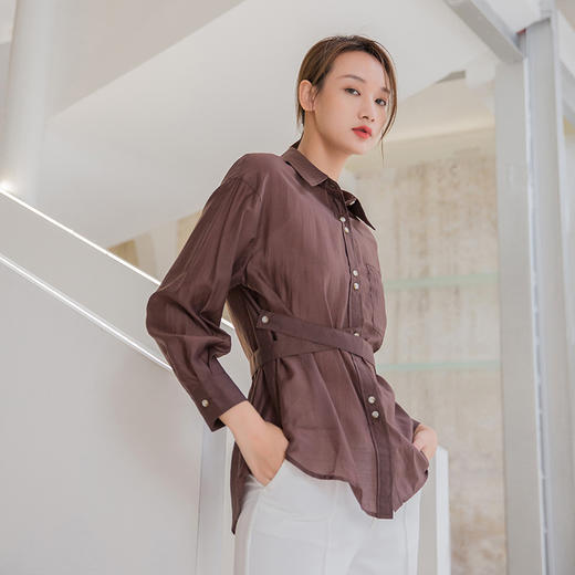 NUTS春秋纯色时尚收腰设计感气质衬衫女131013042 商品图6