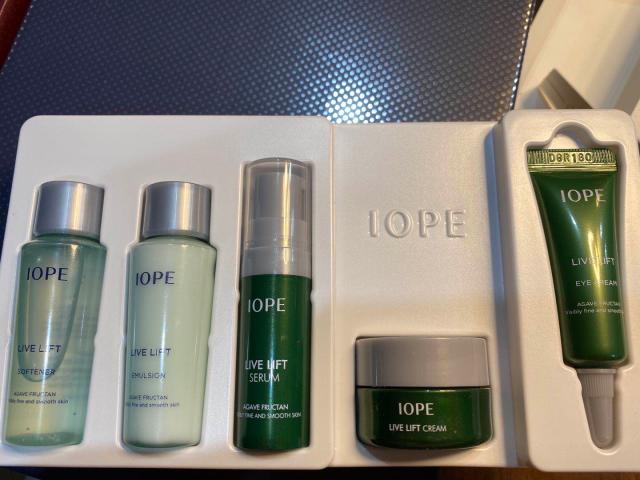 IOPE 艾诺碧Live Lift Special Gift抗衰老弹性护理系列 韩国直邮JPY带授权招加盟代理