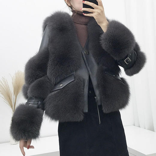 XDX-新款简约显瘦进口整皮狐狸毛皮草大衣绵羊皮短款外套 商品图1
