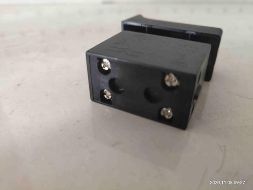 【货号05499】精力坦克雷亚创造150角磨机开关无锁开关角磨机配件搅拌机开关 商品图7