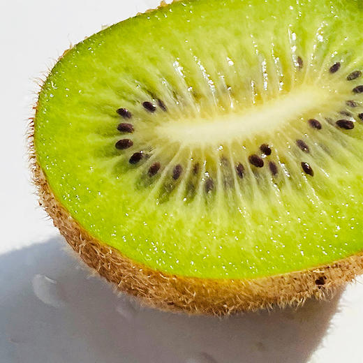 赵佳呓猕猴桃  |  🌹赵佳呓猕猴桃🥝，满满的VC小蜜蛋，绿肉硬果，却如此甜美，糯香多汁，纯甜无酸，滴滴甜汁香，过瘾😋😋 商品图4