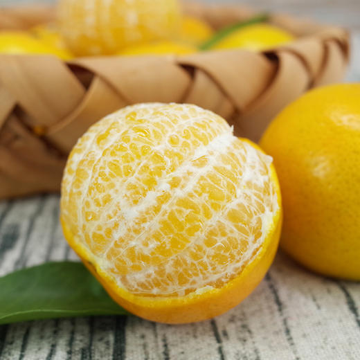 【武皇都爱】皇帝柑 御品贡品 爽脆化渣丹霞山脚下 长在树上的“爆汁橙” 商品图0