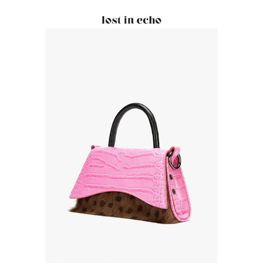 lost in echo小号巴雷特拼皮草斜挎/手提包玫红色 商品图1