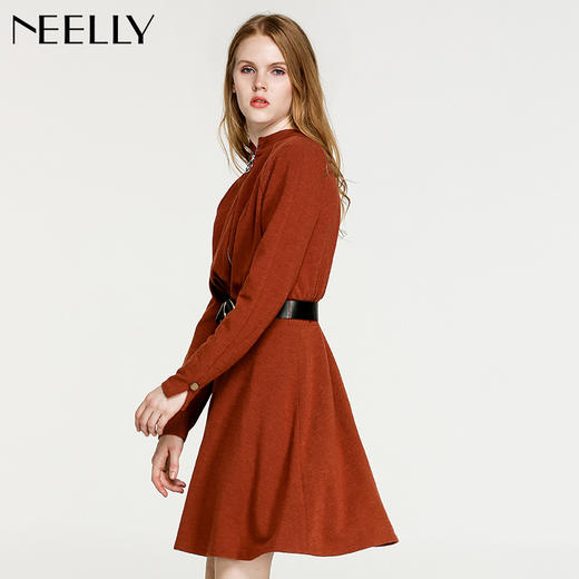 NEELLY/纳俪秋冬季新款女装修身显瘦长袖OL高领中长款连衣裙 商品图2