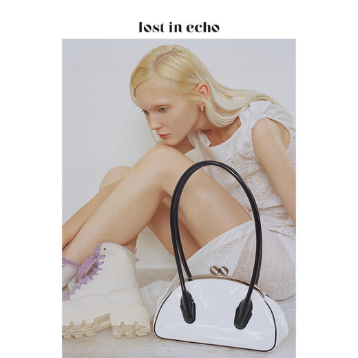 lost in echo 设计师品牌 保龄球口金手提包黑配白色 商品图4