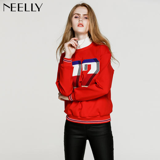 NEELLY纳俪新款女圆领数字印花T恤宽松显瘦套头短款卫衣 商品图1