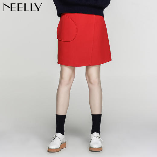 NEELLY纳俪冬装新款女纯色百搭修身显瘦口袋包臀A字裙半身裙N096805077 商品图1