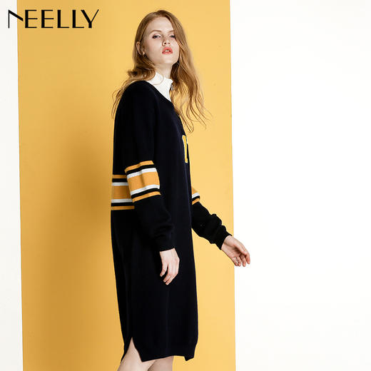 NEELLY纳俪秋冬季新款女装中长款宽松显瘦针织衫连衣裙女毛衣 商品图1