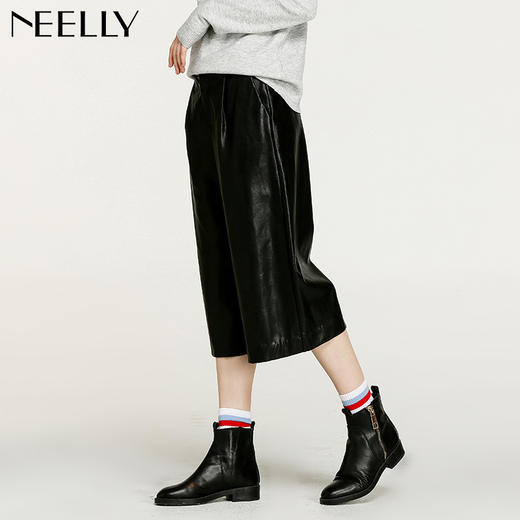 NEELLY/纳俪女街头黑色朋克休闲PU自然腰皮裤子七分裤N096808070 商品图1