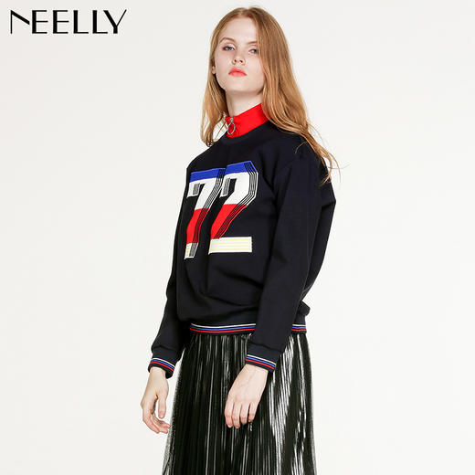 NEELLY纳俪新款女圆领数字印花T恤宽松显瘦套头短款卫衣 商品图0