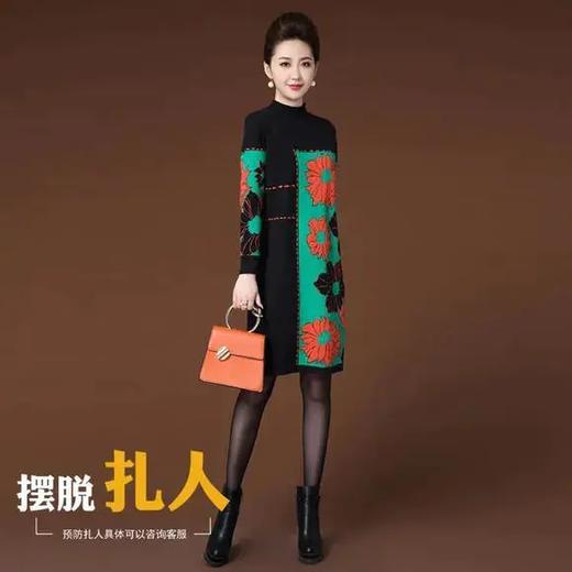 YQ-HP5657宽松直筒毛衣裙中长款长袖针织打底配大衣连衣裙 商品图2