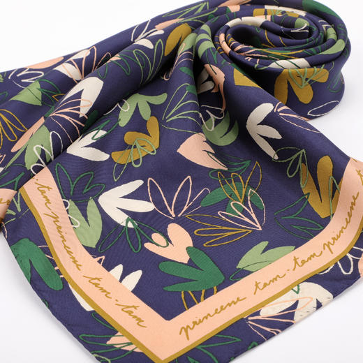 桑蚕丝印花方巾 商品图4