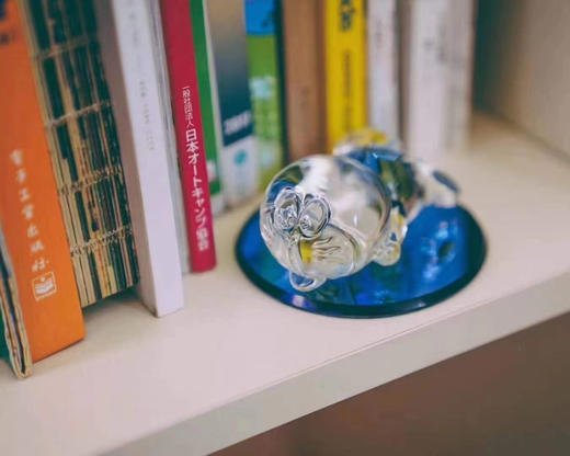 哆啦A梦水晶摆件底座-摔跤 商品图0