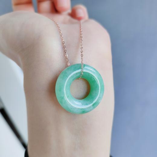 翡翠平安扣项链 商品图3