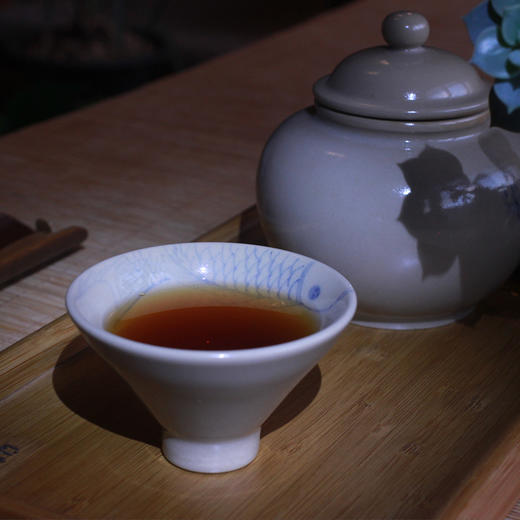 中华艺术家陈学昌作品 建水青花陶品茗杯 商品图3